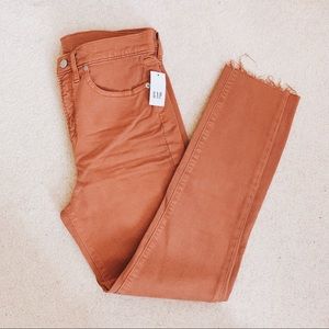 Gap Skinny Jeans (Size 28)